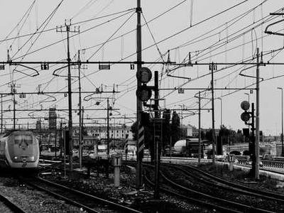 Naya Connect is a modular mechanical keyboard system for the indecisive