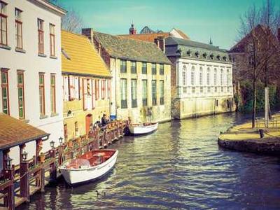 Retracing the Steps of Sylvia Plath in Paris (and Rome, and Cape Cod, and Wellesley…)
