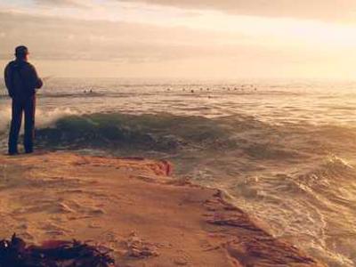 Elon Musk’s XChat App Is More Like Facebook’s Messenger Than Signal