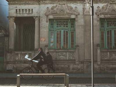 Dying stars are devouring giant planets, astronomers discover